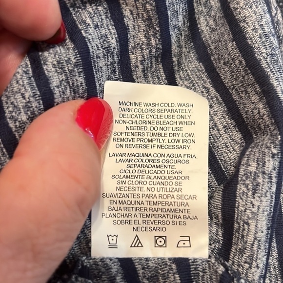 𝅺HIND HYDRA Small Woman’s 1/4 zip pullover - Picture 12 of 12